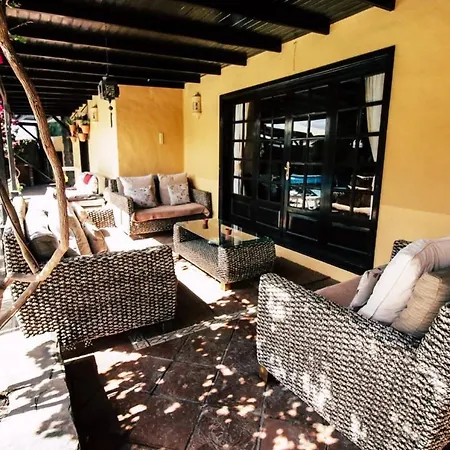 La Luna Villa